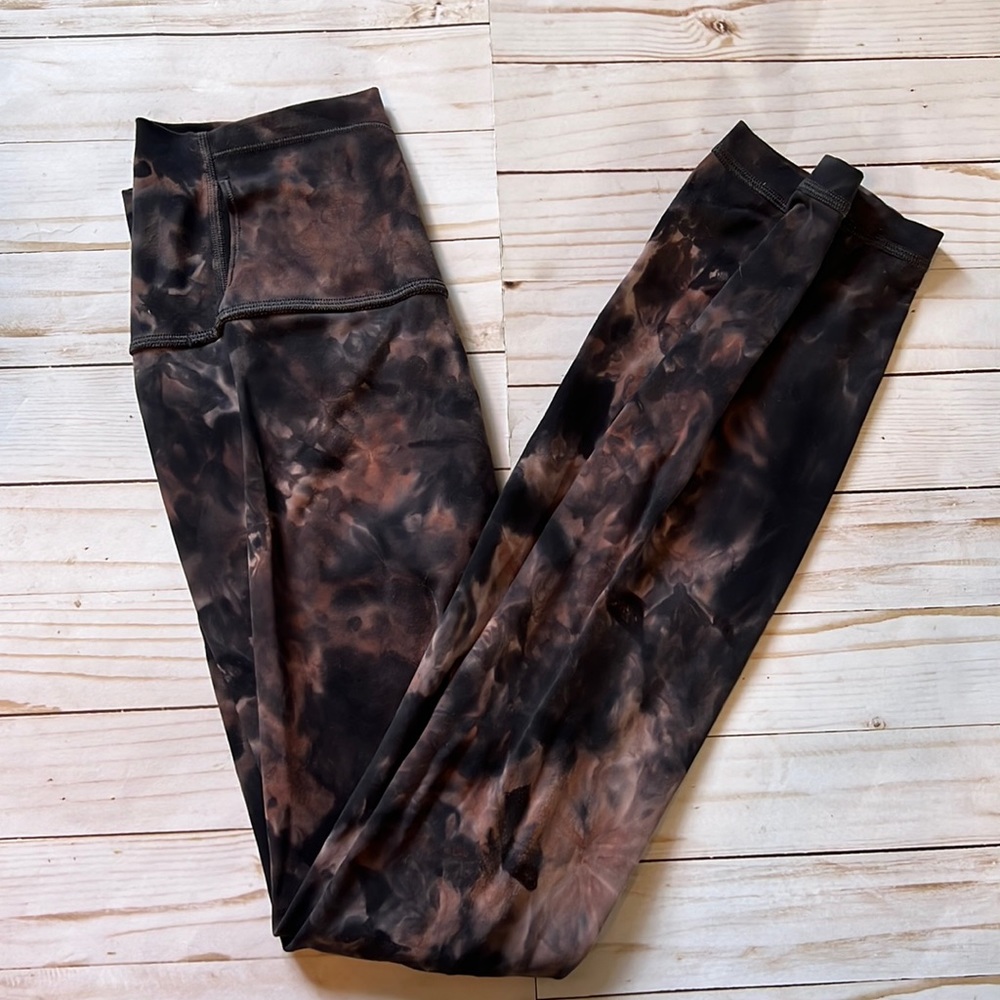 Lululemon diamond dye align pant size 6